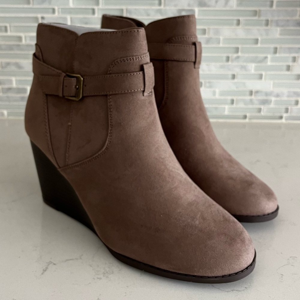 Market & Spruce Serah Suede Booties 8W - Picture 2 of 11